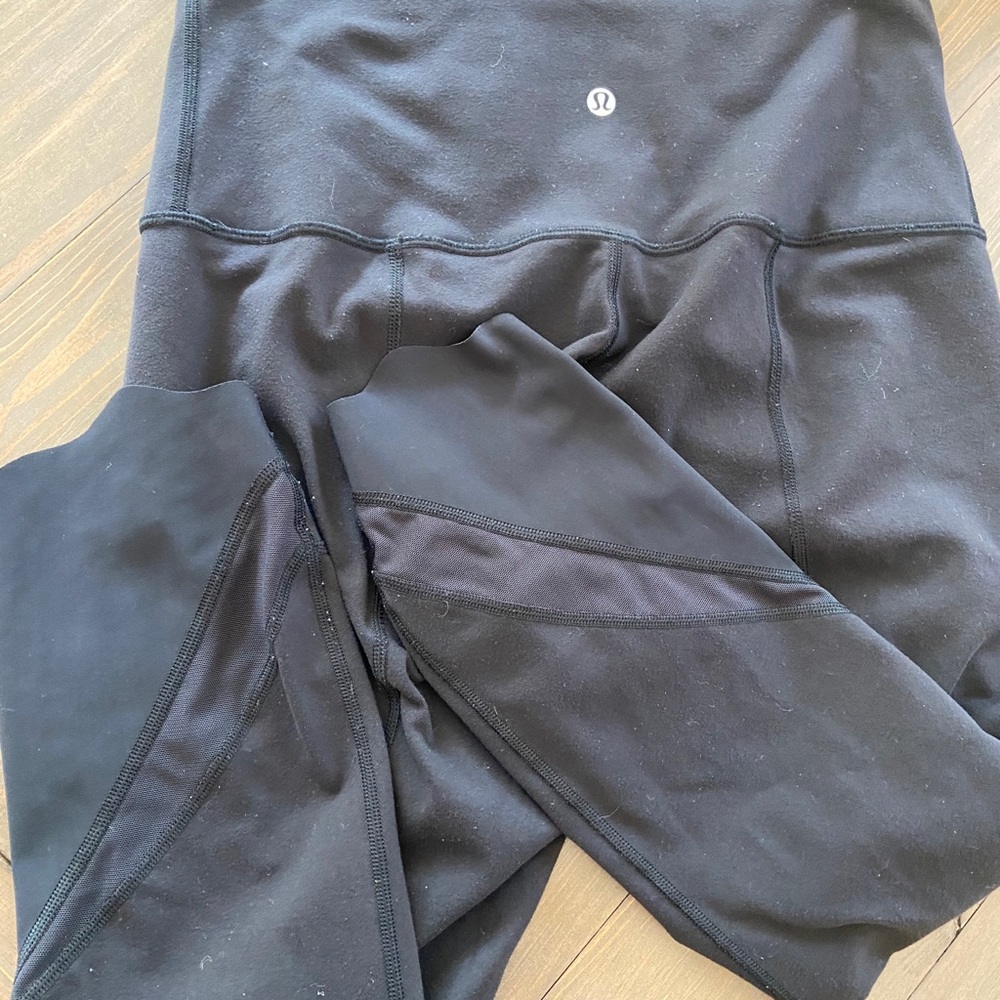 Lululemon black leggings